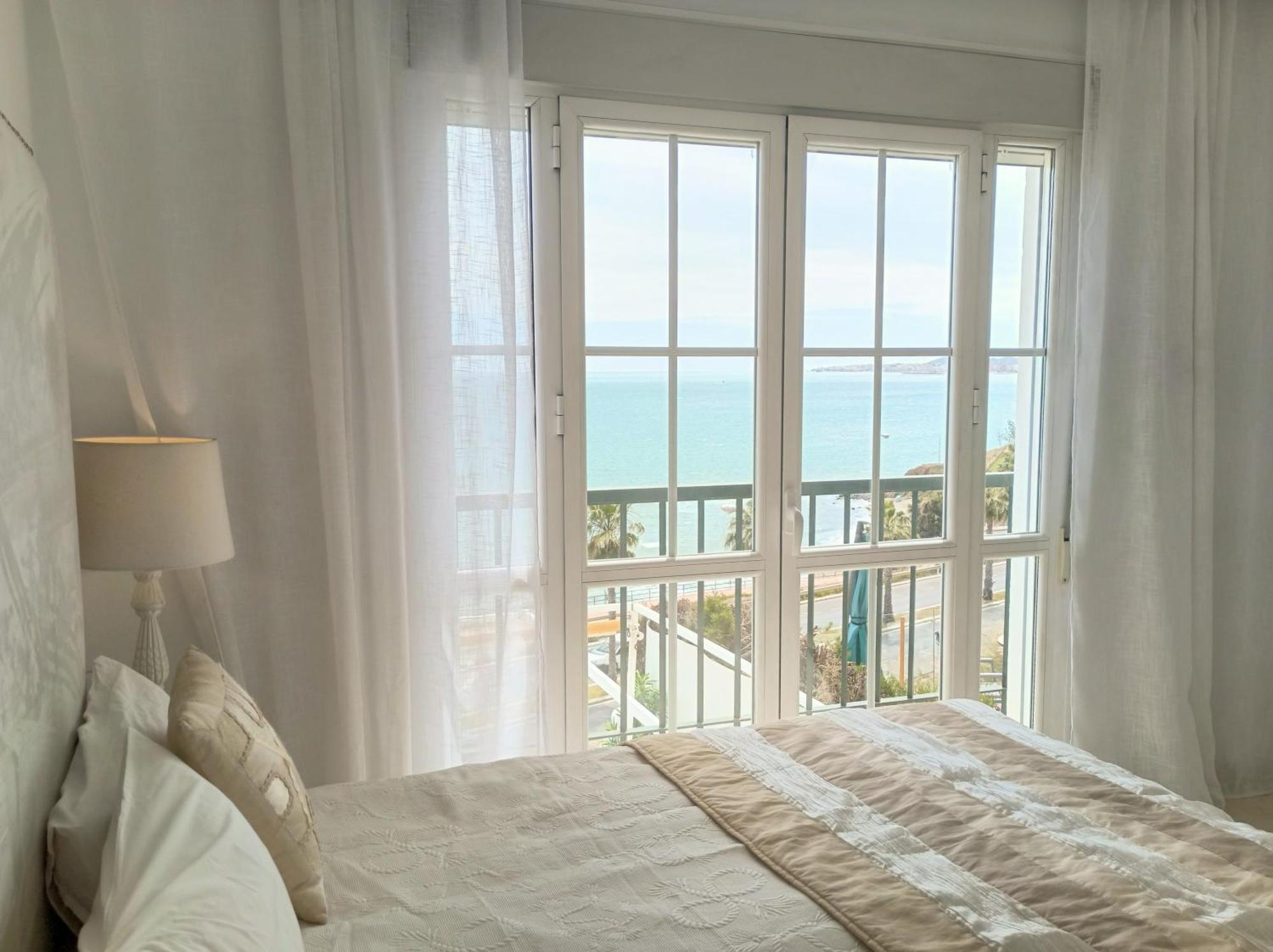 Townhouse Beachfront Costa, By Casa Del Sol Hr Benalmádena
