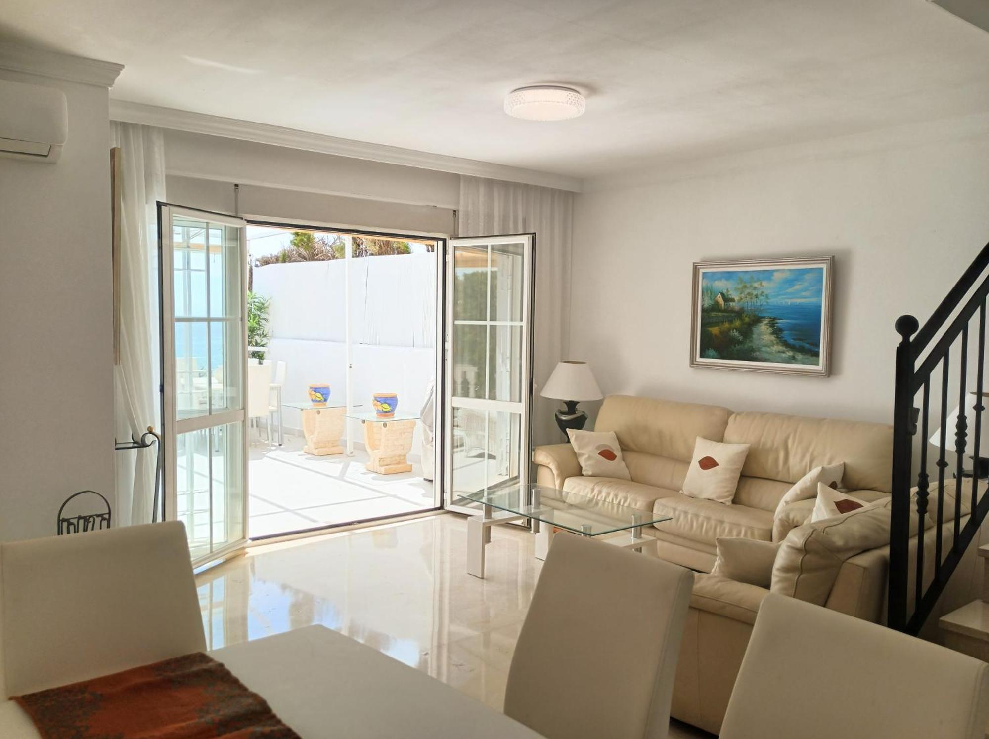 Townhouse Beachfront Costa, By Casa Del Sol Hr Benalmádena