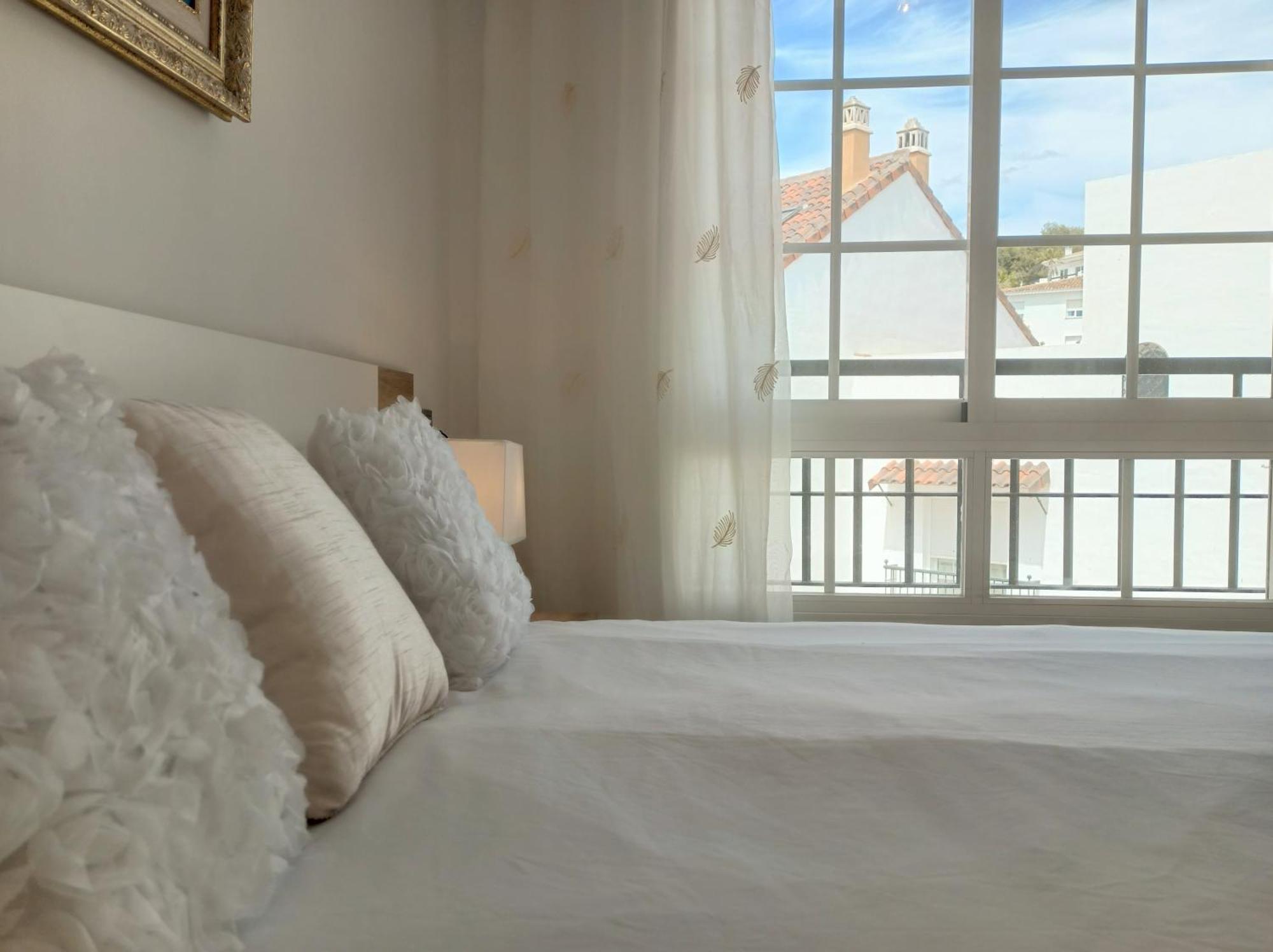 Townhouse Beachfront Costa, By Casa Del Sol Hr Chalet Benalmádena